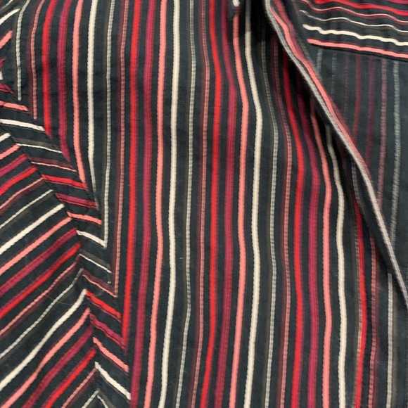 Limited top - Picture 4 of 4